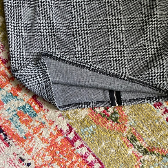 Jumper Dress. Size 1x - Picture 4 of 6